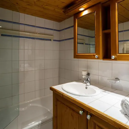 Ginabelle 14 - Year Apartman